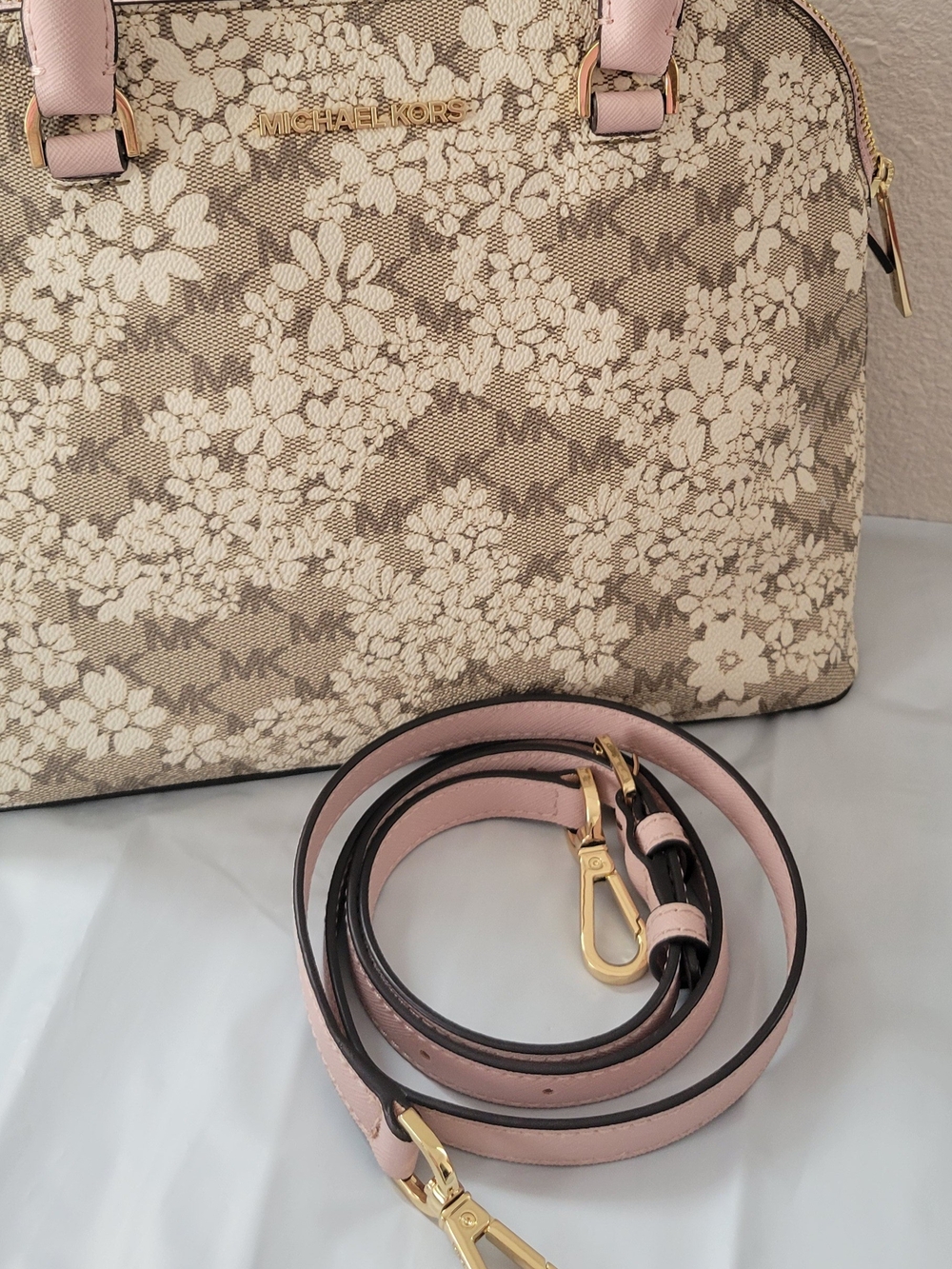 Michael Kors Pink-Handle Floral Logo Dome Satchel - Picture 5 of 6